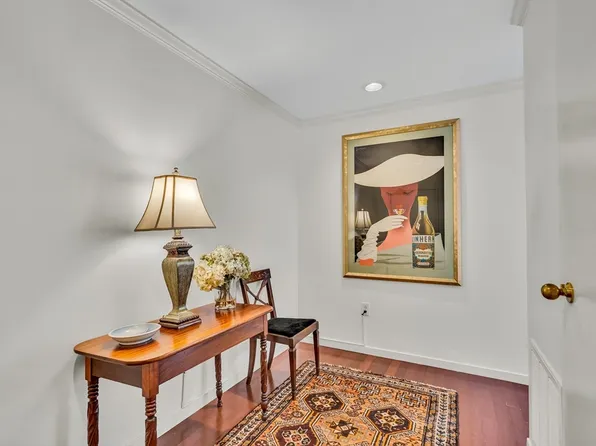 6 Canal Park APT 602, Cambridge, MA 02141