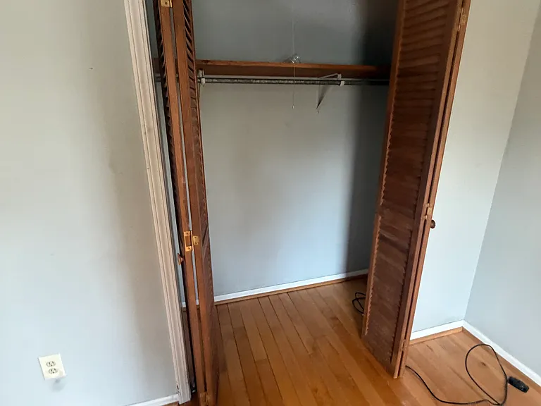 1296 Hill St — Photo 9