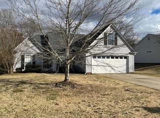 120 Rolling Oak Dr, Easley, SC 29642
