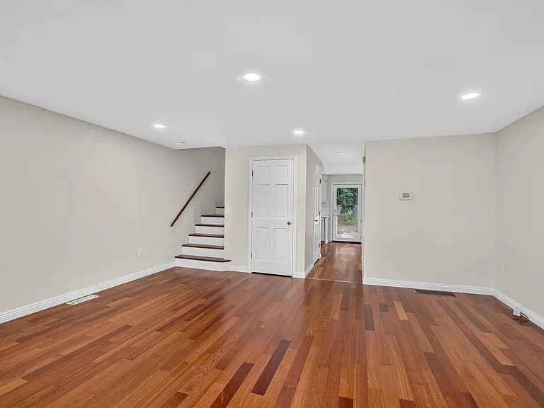 128 Parker St #3C — Photo 3