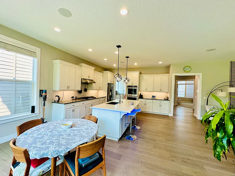 7815 NW 166th Ave — Photo 24