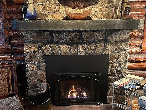 Stone Fireplace w/ heating 