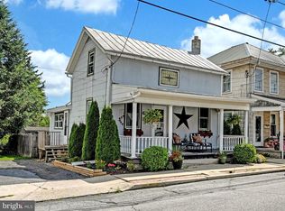 24 E Carpenter Ave, Myerstown, PA 17067