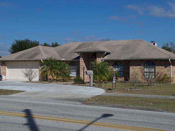 2nd image of 1281 Saxon Blvd