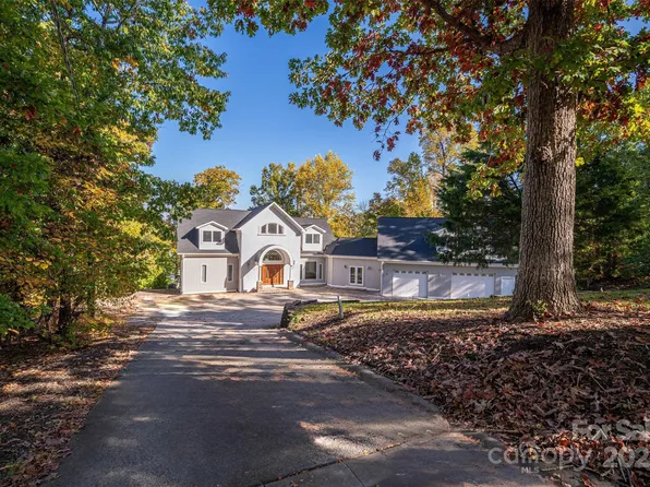 115 Cloverhill Rd, Mooresville, NC 28117