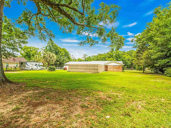 2nd image of 4819 Royal Pines Dr