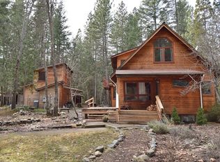 12101 Rickey Ln, Fort Jones, CA 96032