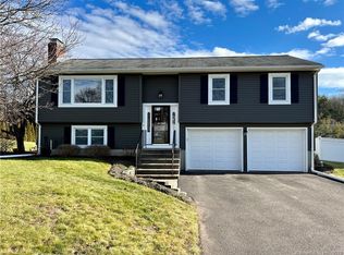 27 Roland St, Enfield, CT 06082