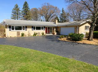 567 King Muir Rd, Lake Forest, IL 60045