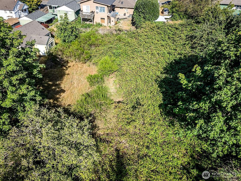 1st image of 624 Dora Avenue