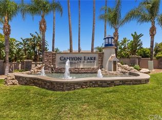 23206 Skylink Dr, Canyon Lake, CA 92587