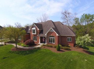 4865 Deer Ridge Dr S, Carmel, IN 46033