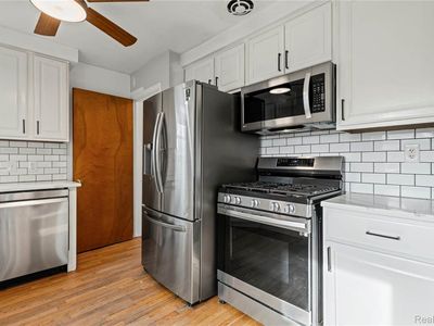 2835 Otsego Rd, Waterford, MI, 48328