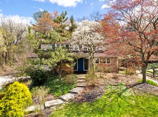 19 Shelley Ln, Fort Washington, PA 19034
