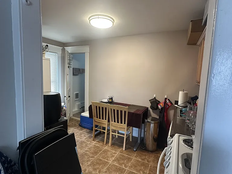 1303 Wilmot St #21 — Photo 4