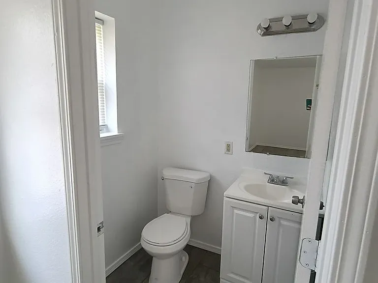 Winchester Estates Apartments - Where Comfort Meets Affordability — Photo 27