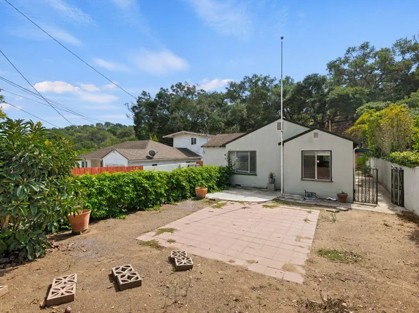 1545 W Valerio St, Santa Barbara, CA 93101