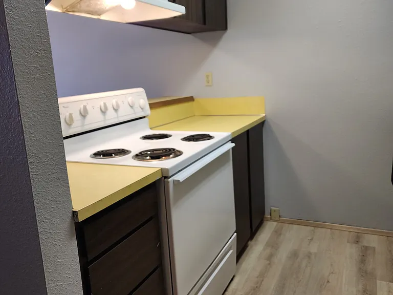 200 E 2nd St #220 — Photo 3