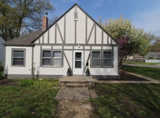 6100 Buena Vista St, Fairway, KS 66205