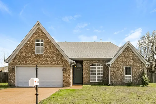 145 Cameron Dr Photo 1