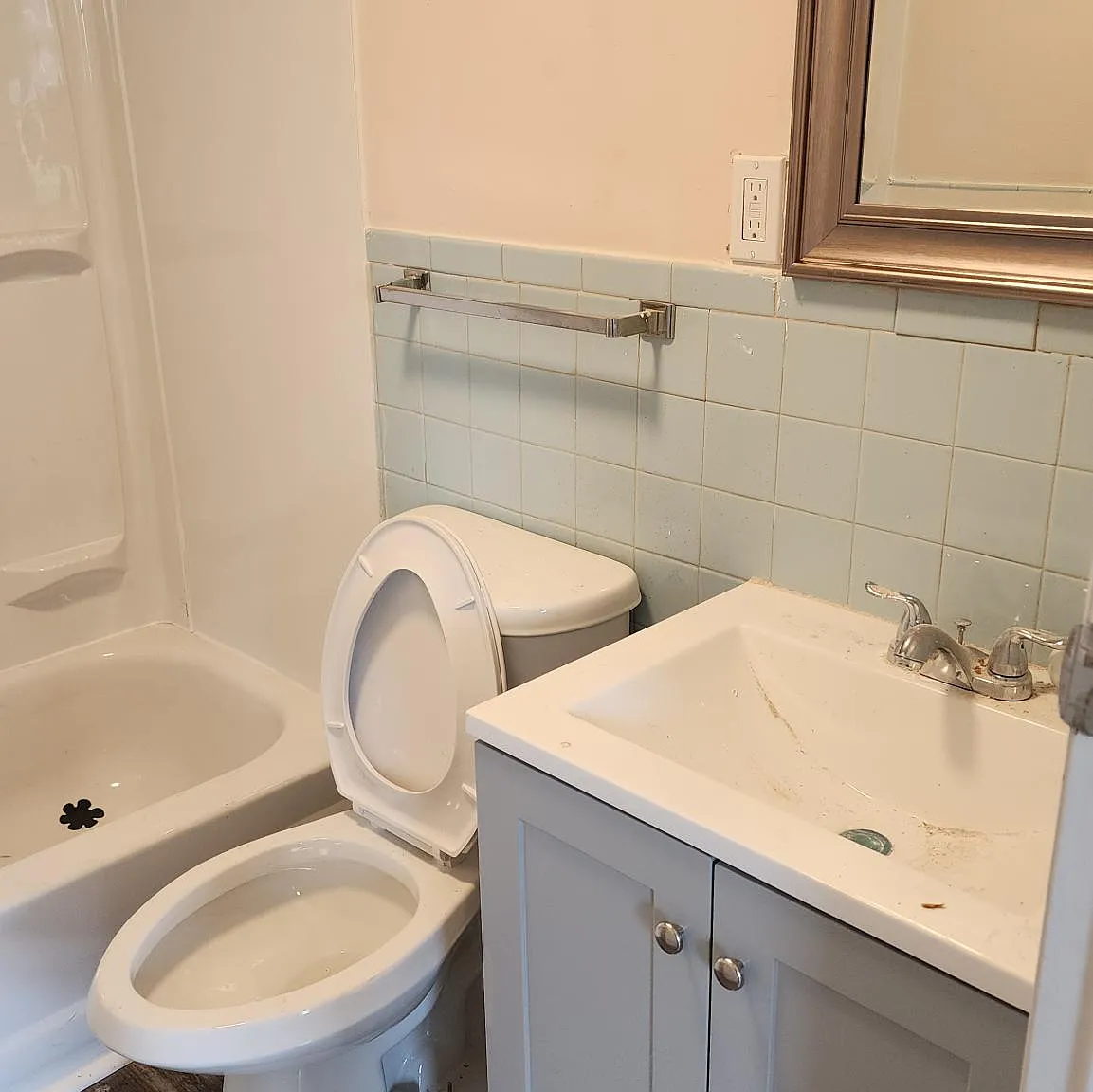 1 bed, 390 sqft, $1,095 — Photo 4