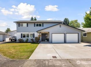 8 Linda Ln, Longview, WA 98632