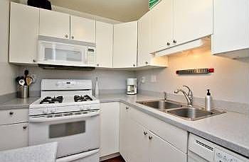 4th image of 170 Guerrero St APT F