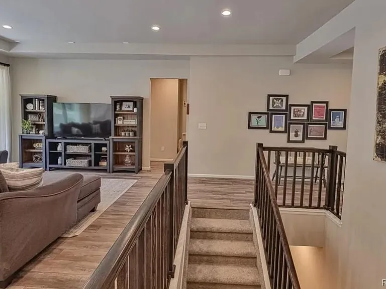 6652 Golden Briar Ln — Photo 6