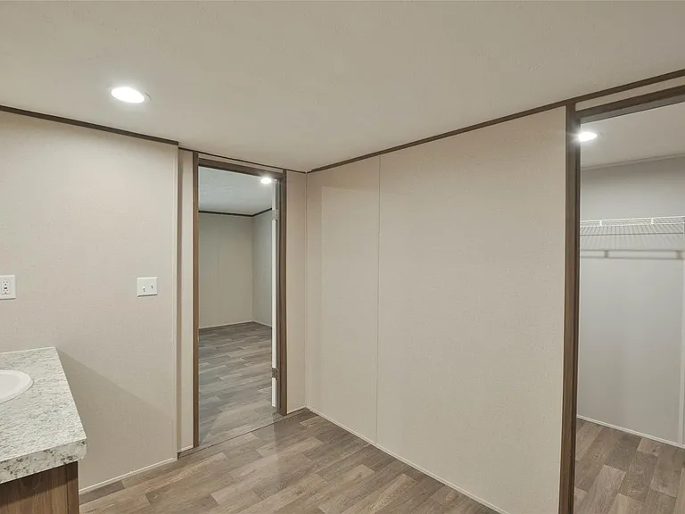 25150 Faraway Ln — Photo 13