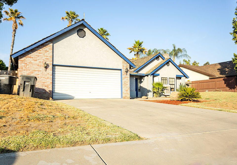 1st image of 1542 S Hillcrest Drive
