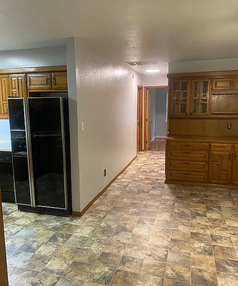 1716 S Webster Dr — Photo 32
