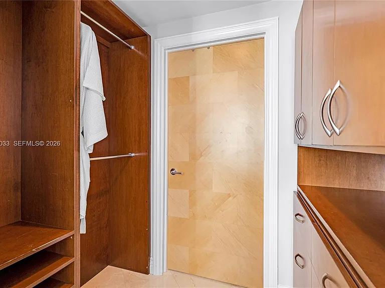 1500 Ocean Dr #704 — Photo 19
