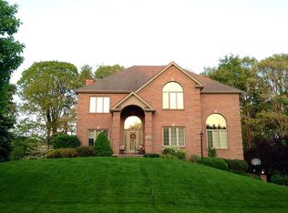 216 Gate Dancer Dr, Cranberry Township, PA