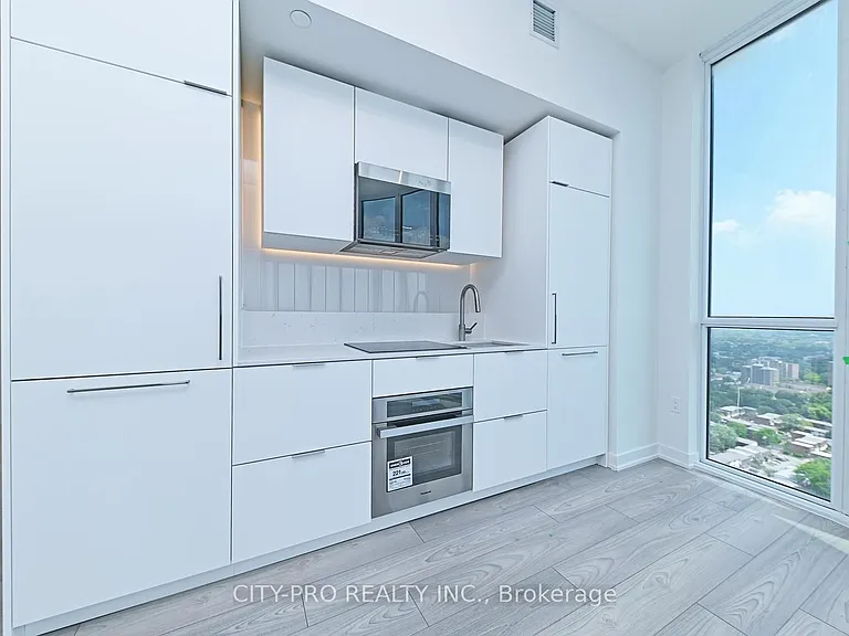 1 Fairview Rd E #3111 — Photo 11
