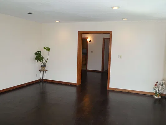 Sold by Century 21 Mizrahi Realty | media 12