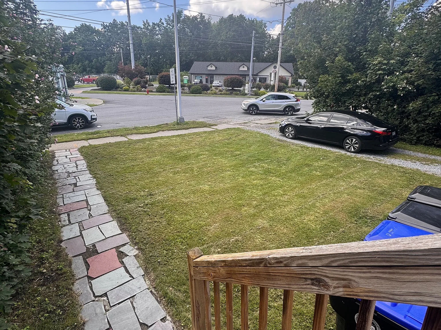 3 bed, 1232 sqft, $2,500 — Photo 3