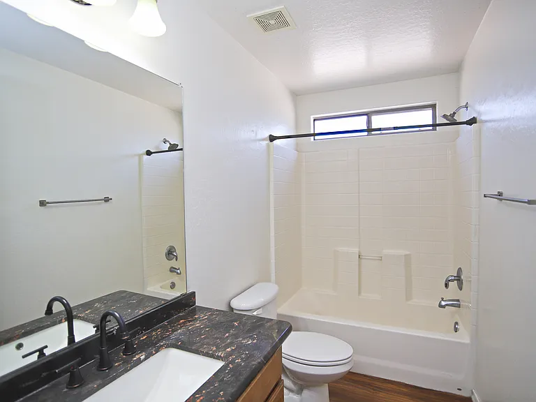 512 E Rainbow Dr — Photo 28