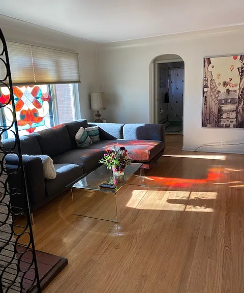 W 16th Ave — Photo 4
