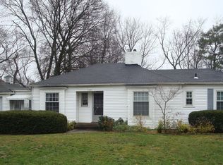 1142 Edison Ave NW, Grand Rapids, MI 49504