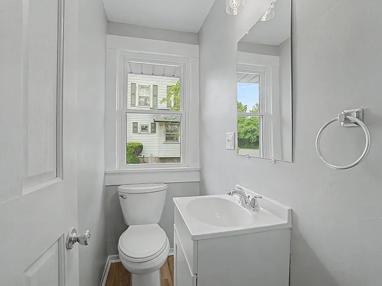 2600 Wayne Ave — Photo 16