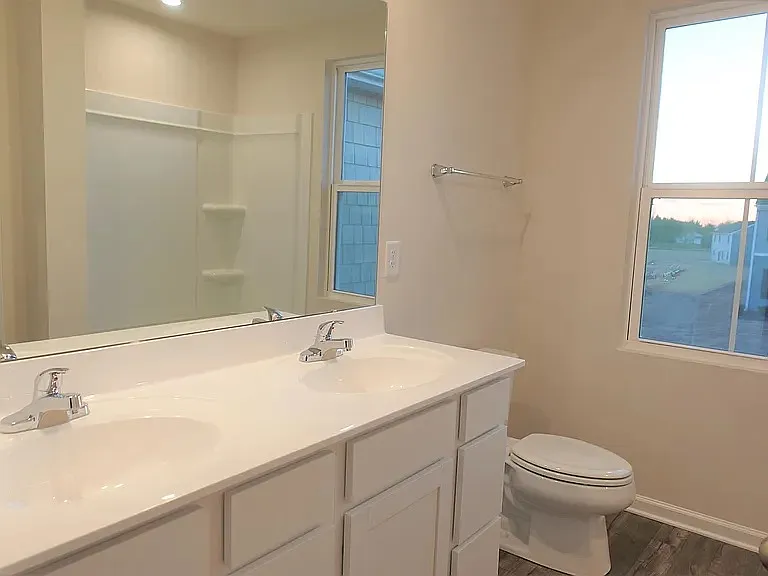 802 Effie Dr — Photo 13
