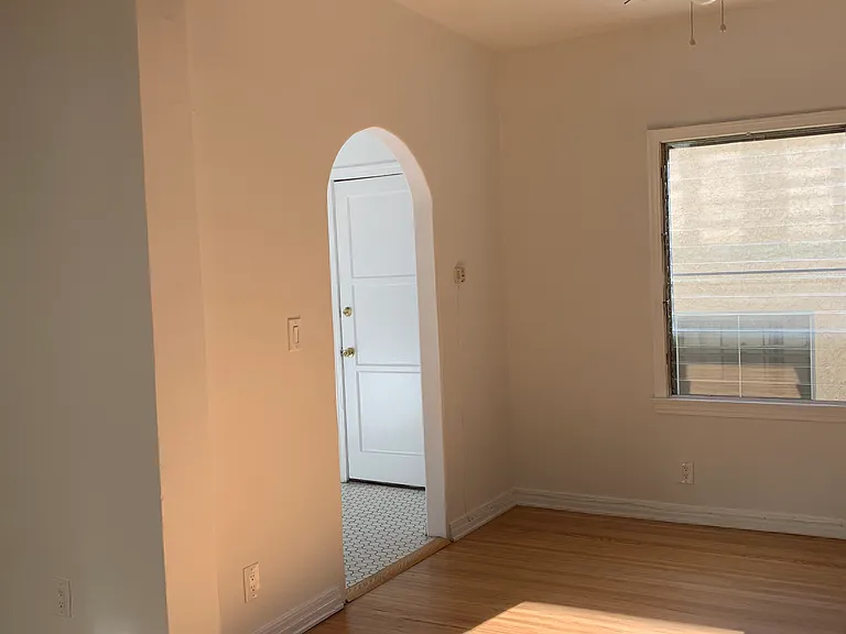 1275 N Hayworth Ave #106 — Photo 5