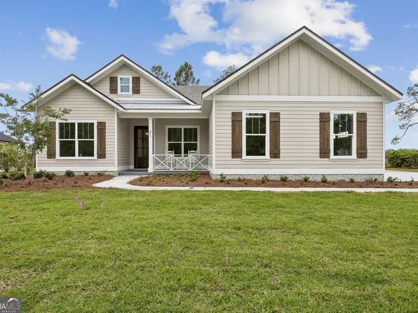 311 Bateau Dr, Saint Marys, GA 31558