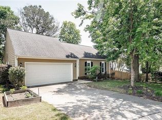 7127 Rena Mae Ln, Charlotte, NC 28227