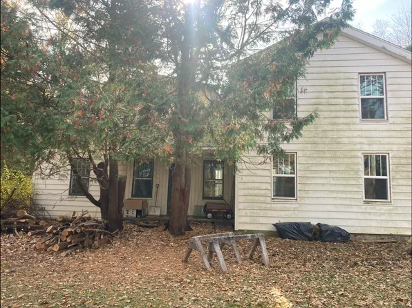 4590 Crawford Rd, Dryden, MI 48428