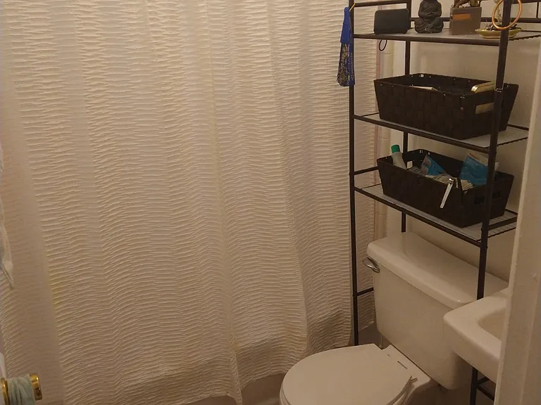 445 7th Ave N #3 — Photo 6