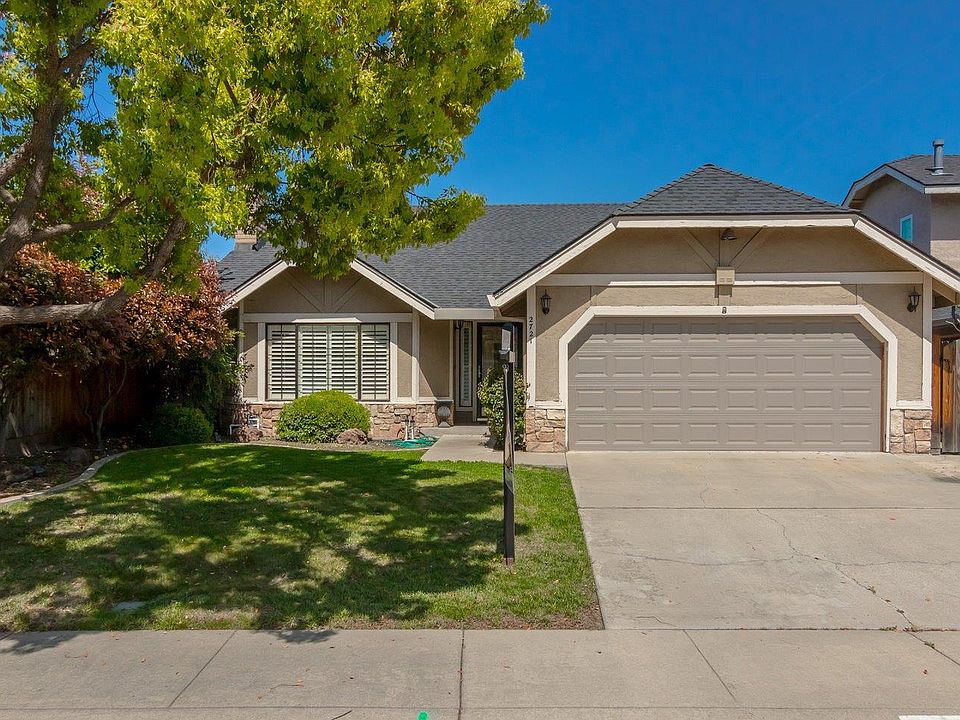 2nd image of 2721 Carmella Way