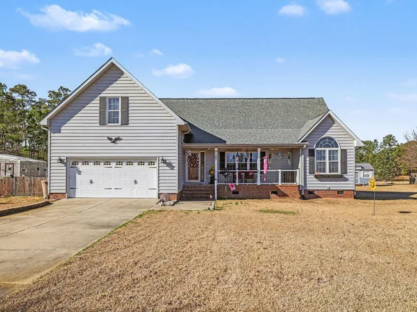 9187 Ramsey St, Linden, NC 28356