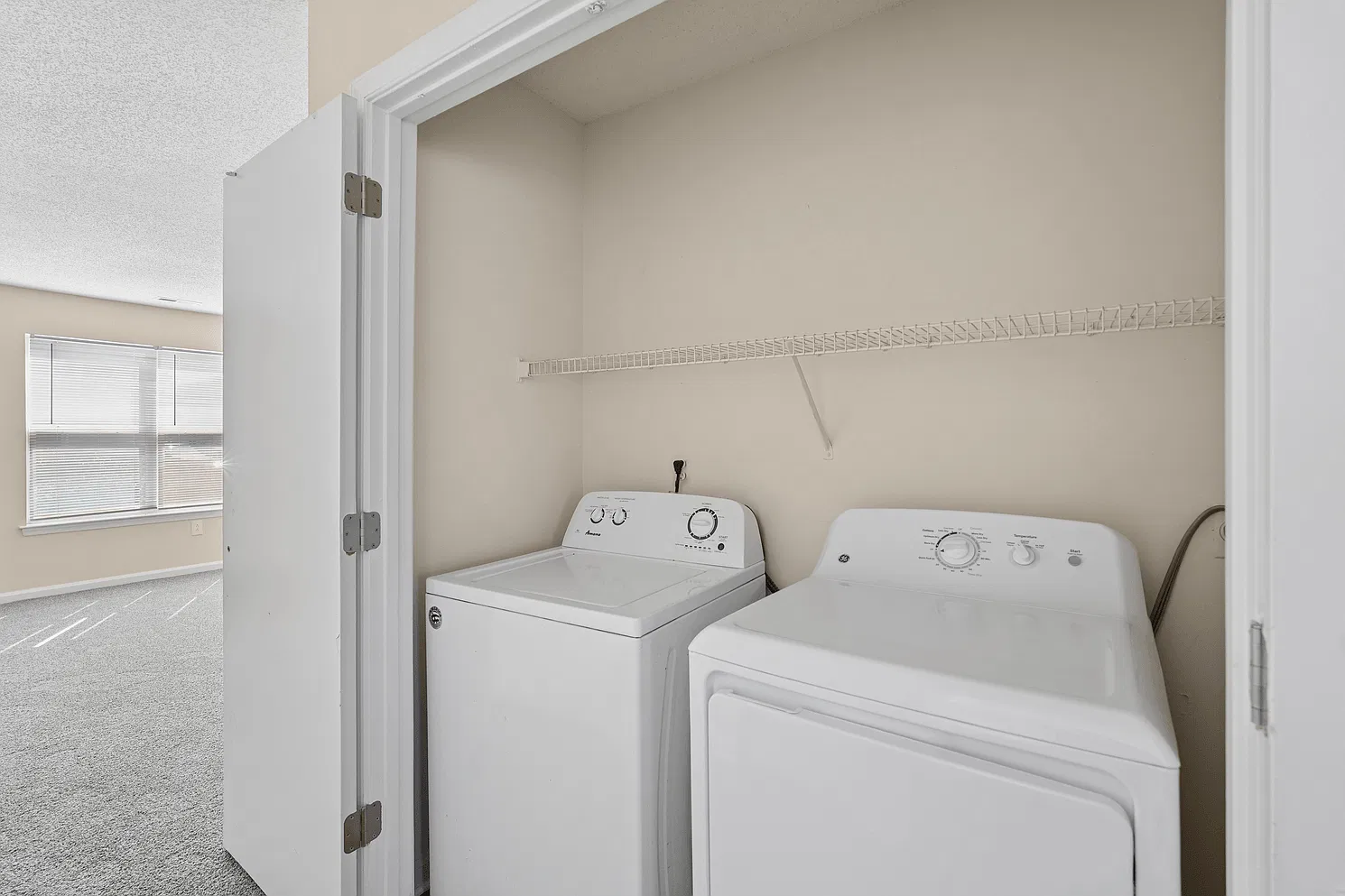 Ocean Gate Apartments — Photo 4