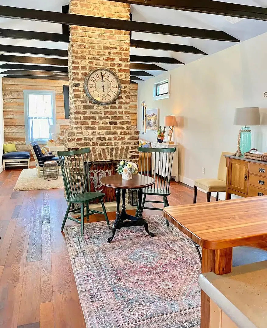 2 Bedroom, 2 Bathroom Home in Westside Subdivision - Downtown Charleston — Photo 4